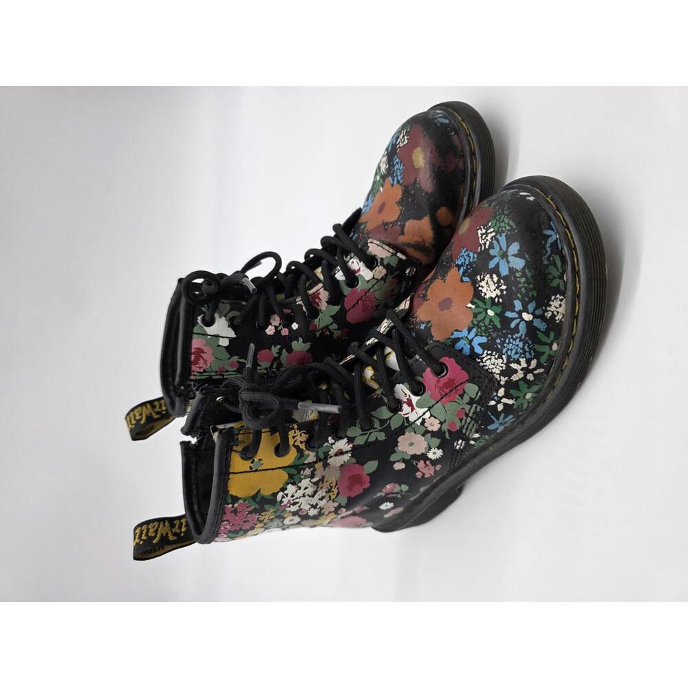 Dr. Martens - GUC - Girls Size 3 - Floral Print Lace-Up Boots